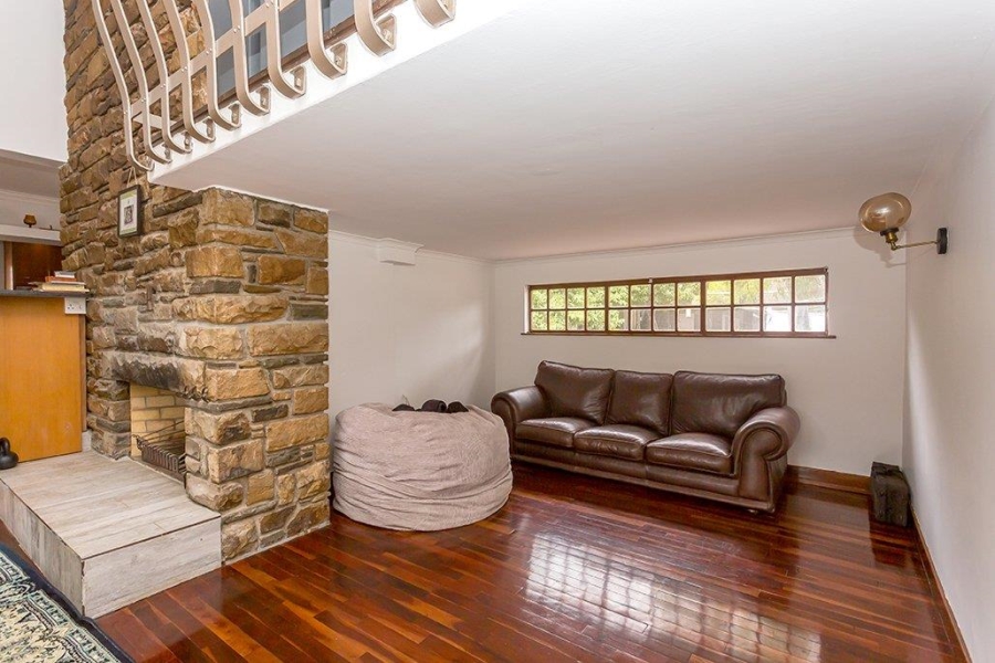 To Let 5 Bedroom Property for Rent in Milnerton Western Cape